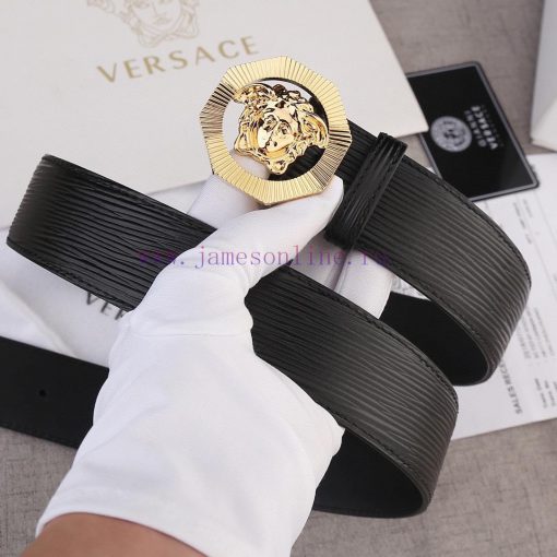 Width 4.0cm Versace This belt is adorned with the iconic Versace Medusa logo buckle, showcas sia03vld - Image 8