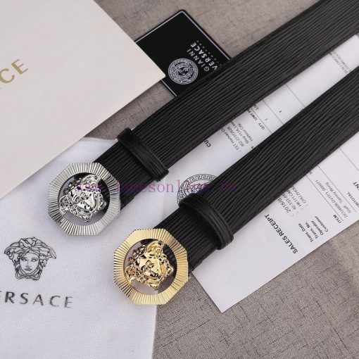 Width 4.0cm Versace This belt is adorned with the iconic Versace Medusa logo buckle, showcas sia03vld - Image 10
