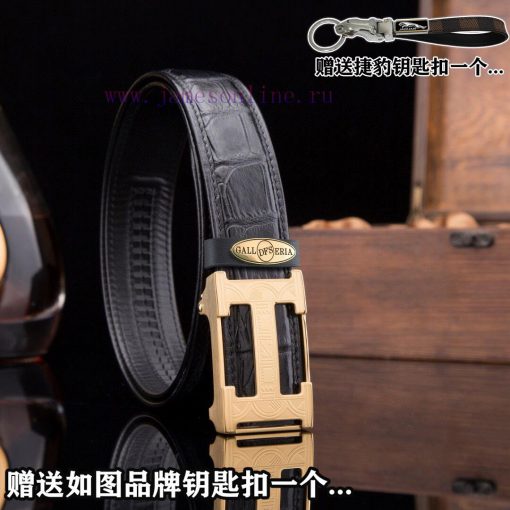 Give a picture of a Jaguar keychain as a giftComes with a complete set of wooden boxesHERME@ yo2o11j4