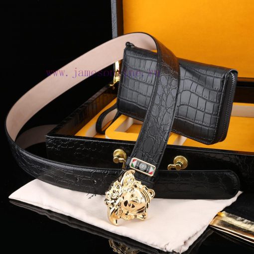 MADE IN ITALYWooden box with accompanying picturesVERSACE @ Belt+Wallet SetBuckle material: zmen3wg0 - Image 4