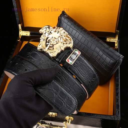MADE IN ITALYWooden box with accompanying picturesVERSACE @ Belt+Wallet SetBuckle material: zmen3wg0 - Image 8