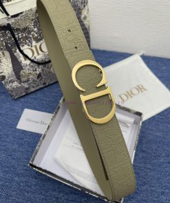 This 35mm double-sided belt from Dior combines elegant temperament with modern style. On one afb2vzmv