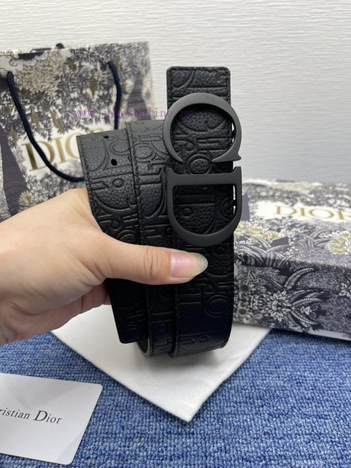 This 35mm double-sided belt from Dior combines elegant temperament with modern style. On one dvmwxaam - Image 3