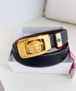 Versace Versace. ️ Belt and belt automatic beltAutomatic belt, classic head buckle made of p le6pqfwg