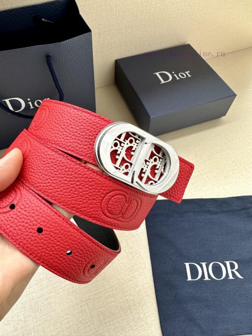 This 35mm double-sided belt from Dior combines elegance and modern style. One side is made o 3f14toug - Image 3