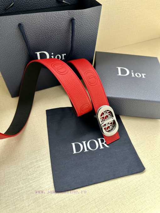 This 35mm double-sided belt from Dior combines elegance and modern style. One side is made o 3f14toug - Image 10