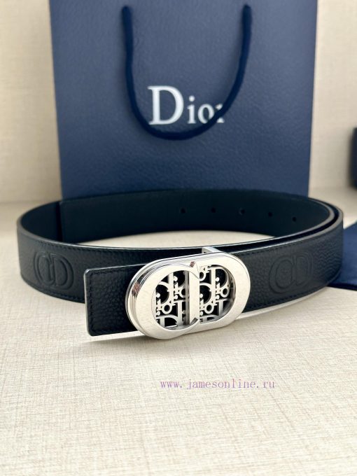 This 35mm double-sided belt from Dior combines elegance and modern style. One side is made o fxc3pug8 - Image 6