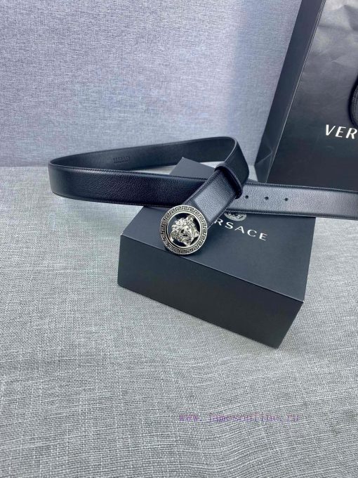 The 3D hollowed out Medusa on the buckle of the Versace head logo waistband with a width of irjl2pht - Image 19