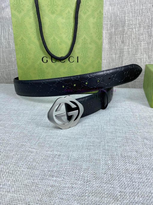 Width of 4.0cm, paired with the original belt buckle, the belt is crafted from Gucci Signatu 1wok3thc - Image 8