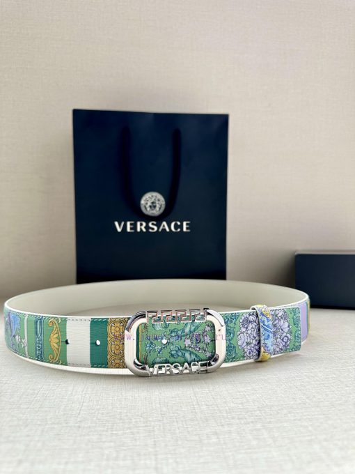 Width 3.8cm VERSACE This printed waistband is made of calf leather and features a gold buckl fitlvtkc