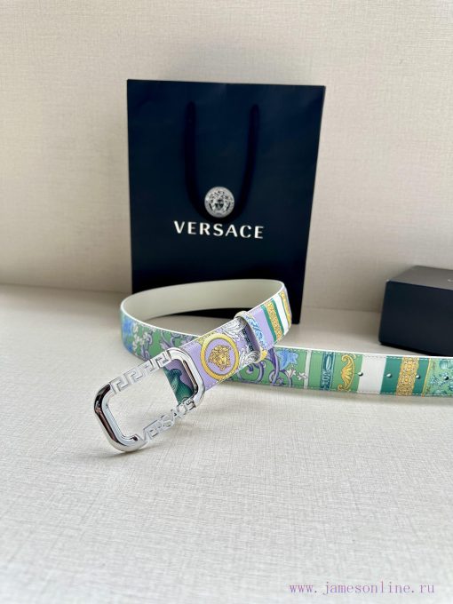 Width 3.8cm VERSACE This printed waistband is made of calf leather and features a gold buckl fitlvtkc - Image 5