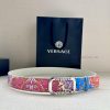 Width 3.8cm VERSACE This printed waistband is made of calf leather and features a gold buckl kdcoydld