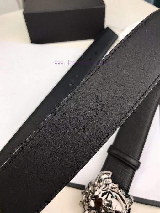 Versace Versace's fashionable belt is crafted from fine grain calf leather and adorned with wz0vxoms - Image 7