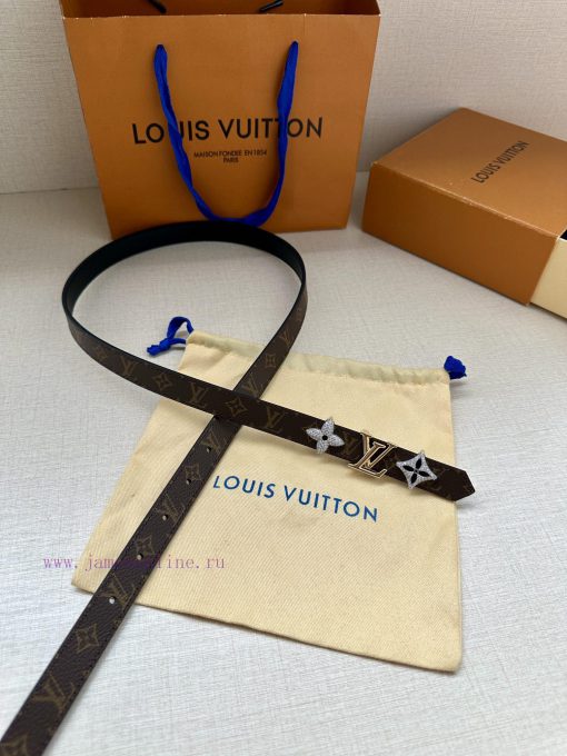The 2.0-wide LV Trio double-sided belt is made of delicate cowhide leather and Monogram canv 95z1gdnv - Image 5