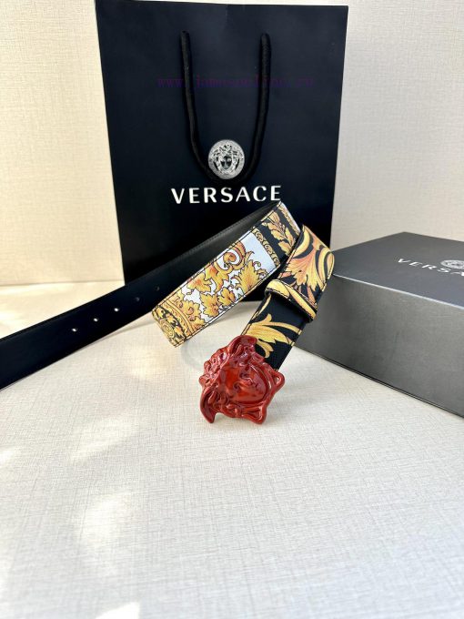 Width 4.0cm Versace This Palazzo belt is made of cowhide fabric and adorned with Le Pop Clas eu0w4qrq - Image 5