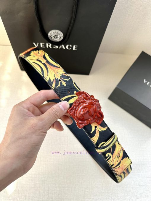 Width 4.0cm Versace This Palazzo belt is made of cowhide fabric and adorned with Le Pop Clas dhg8cc8k - Image 2