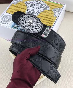 Identify the purchasing gift boxDelivery and Purchasing Gift BoxVERSACE overseas purchasing l2ioc0us