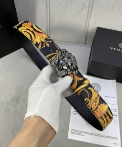 Width 4.0cm Versace This Palazzo belt is made of cowhide fabric and adorned with Le Pop Clas 3u43pexy