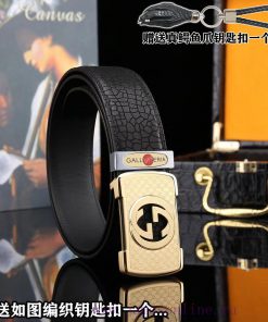 Give a genuine crocodile claw keychain as a giftComes with a complete set of purchasing gift jiina20l