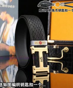 Give a genuine crocodile claw keychain as a giftComes with a complete set of purchasing gift n89ao8gi