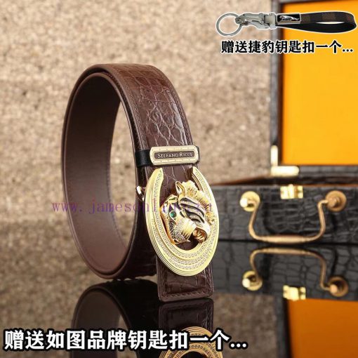 Give a picture keychain as a giftComes with a complete set of wooden boxessTEFANO RICCIMater r3ozfhiv