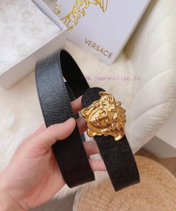 MADE IN ITALYComplete setVERSACEBuckle material: high-quality solid copper buckleThe front m w356udij