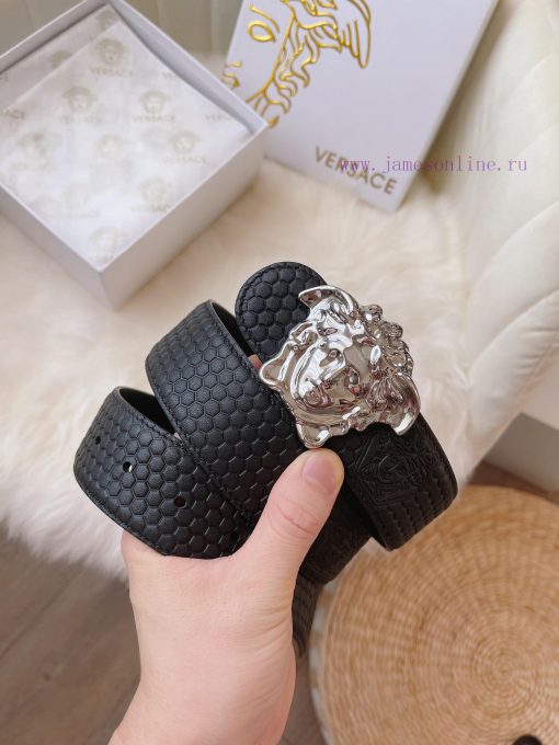 MADE IN ITALYComplete setVERSACEBuckle material: high-quality solid copper buckleThe front m iyu9mtt8 - Image 3