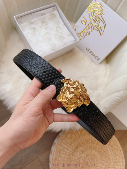 MADE IN ITALYComplete setVERSACEBuckle material: high-quality solid copper buckleThe front m r1eq9hr1 - Image 4