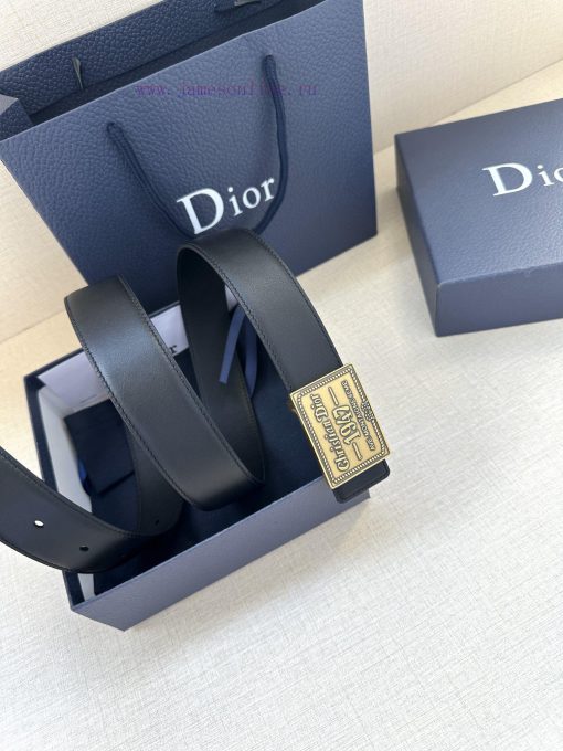 This 3.5cm wide waistband buckle is a new item from Dior, continuing the classic design and ppyt76dv - Image 10