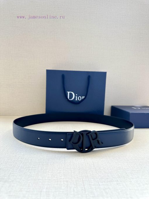 The stainless steel buckle of this Dior Charm belt with a width of 3.5cm reinterprets the cl zx5z0dlh