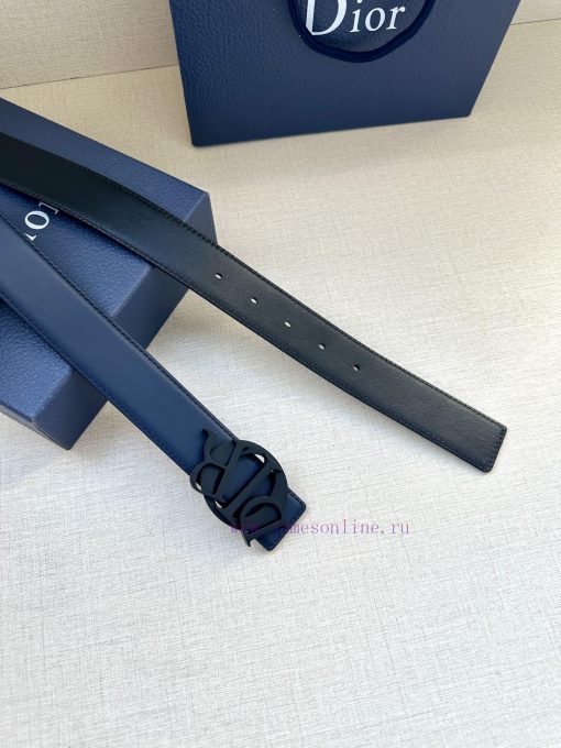 The stainless steel buckle of this Dior Charm belt with a width of 3.5cm reinterprets the cl zx5z0dlh - Image 6