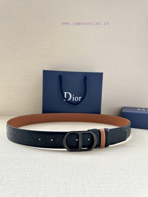 This metal clad brass waistband buckle from Dior is a new product in the Spring 2024 collect 00hlsc0y - Image 2