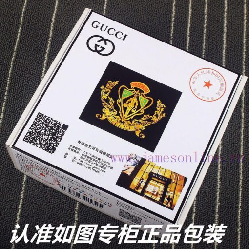 Gucci. Gucci double-sidedIdentify and receive a punch as a giftThe material is 100% top laye la74koxf - Image 2