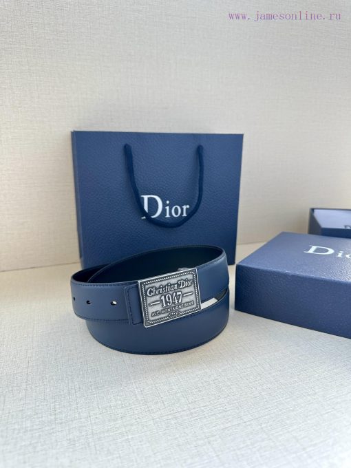 This 3.5cm wide waistband buckle is a new item from Dior, continuing the classic design and vogdl7v0 - Image 9