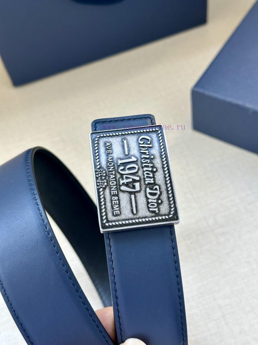 This 3.5cm wide waistband buckle is a new item from Dior, continuing the classic design and vogdl7v0 - Image 10