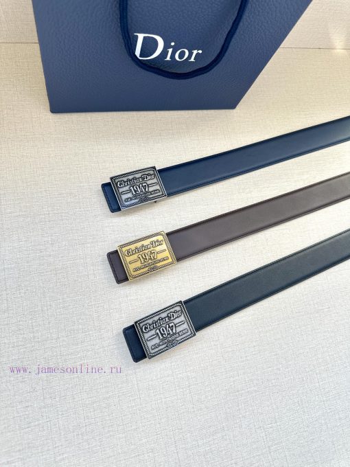 This 3.5cm wide waistband buckle is a new item from Dior, continuing the classic design and vogdl7v0 - Image 11
