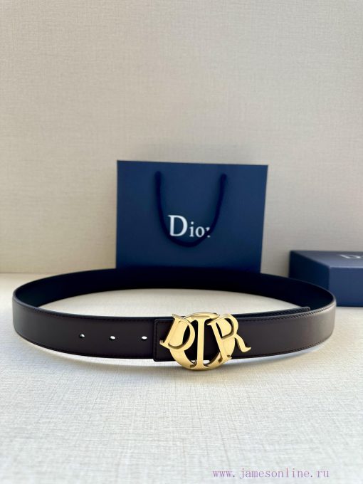 The stainless steel buckle of this Dior Charm belt with a width of 3.5cm reinterprets the cl 1w8uxc0q