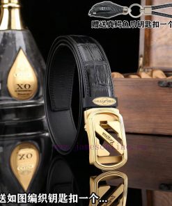 Give a genuine crocodile claw keychain as a giftPromotion price delivery wooden boxJohnny'sT fuwqd0hn