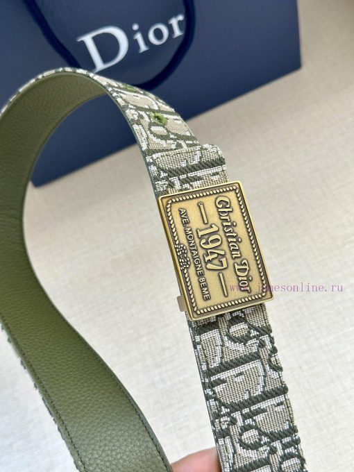 This 3.5cm wide waistband buckle is a new item from Dior, continuing the classic design and 18amwg6d - Image 3