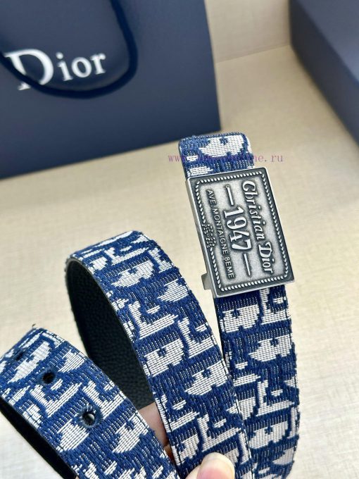This 3.5cm wide waistband buckle is a new item from Dior, continuing the classic design and ii8jurpg - Image 12