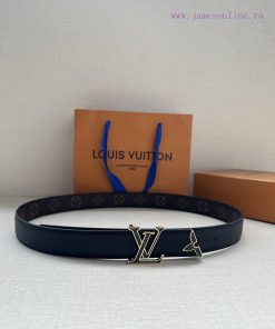 The 3.0-wide Pretty LV double-sided belt features a dazzling metal carved LV Initiales buckl jij62syq