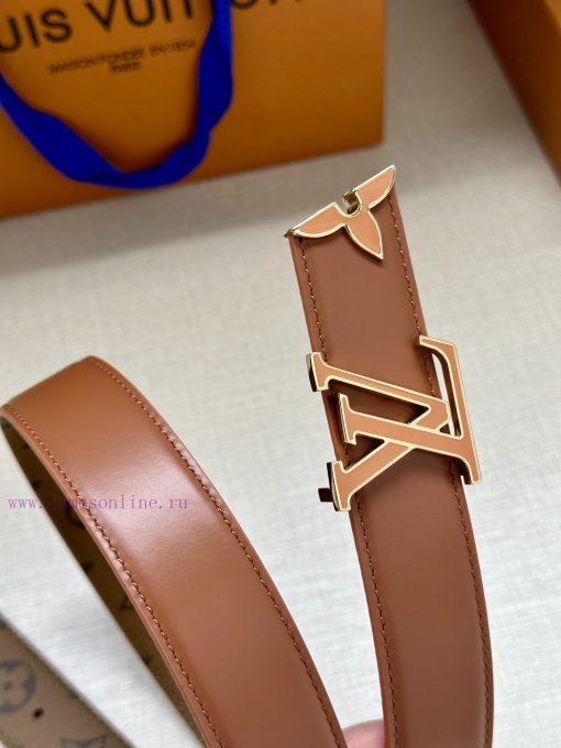 The 3.0-wide Pretty LV double-sided belt features a dazzling metal carved LV Initiales buckl smvx1iwb - Image 4