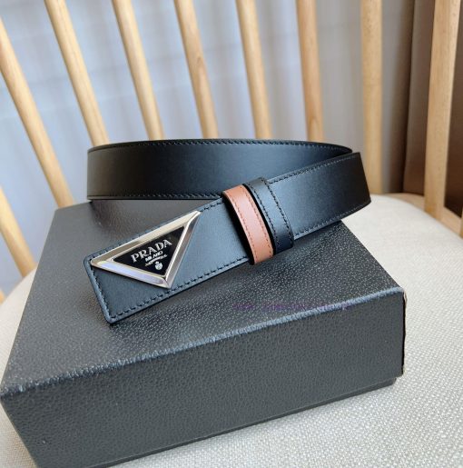 PRADA's glossy leather belt features a simple yet exquisite design with a triangular buckle 3064smd7 - Image 3