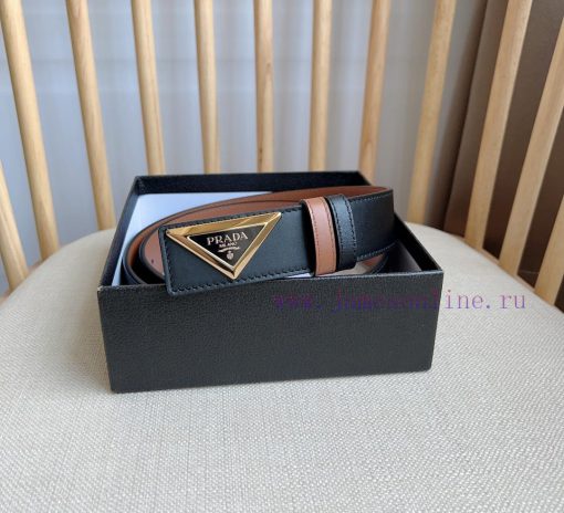 PRADA's glossy leather belt features a simple yet exquisite design with a triangular buckle n3xm57zy - Image 6
