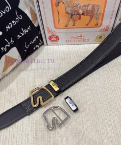 Hermes Hermès Material: Leather Belt with 100% Head Layer. The leather belt is guaranteed to e820v5re
