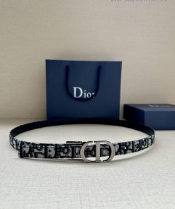 This 20mm Montaigne waist belt with a width of 2.0cm draws inspiration from the eponymous ha xngi8m2m