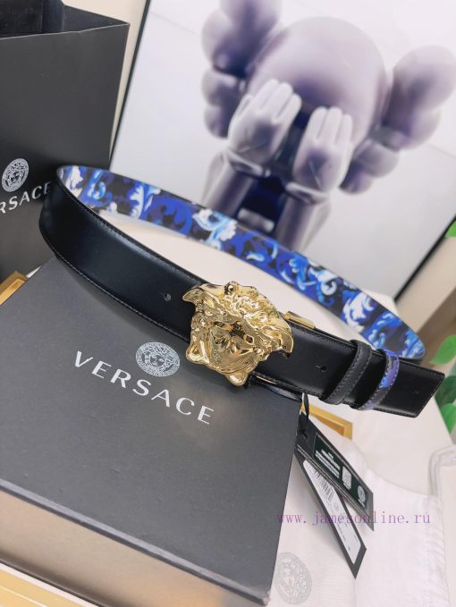 This Versace double-sided belt is made of high-quality Safiano leather and adorned with Bond epls0i61 - Image 3