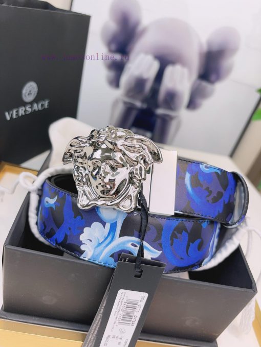 This Versace double-sided belt is made of high-quality Safiano leather and adorned with Bond j9lguccl - Image 6