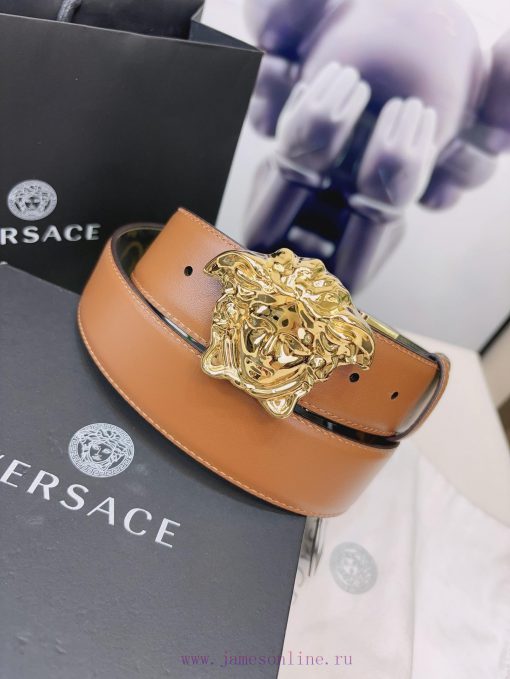 This Versace double-sided belt is made of high-quality Safiano leather and adorned with Bond vtqmpczz - Image 5