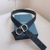 High end quality, physical photographyComes with a complete gift boxDIOR material, milkshake owwh106u